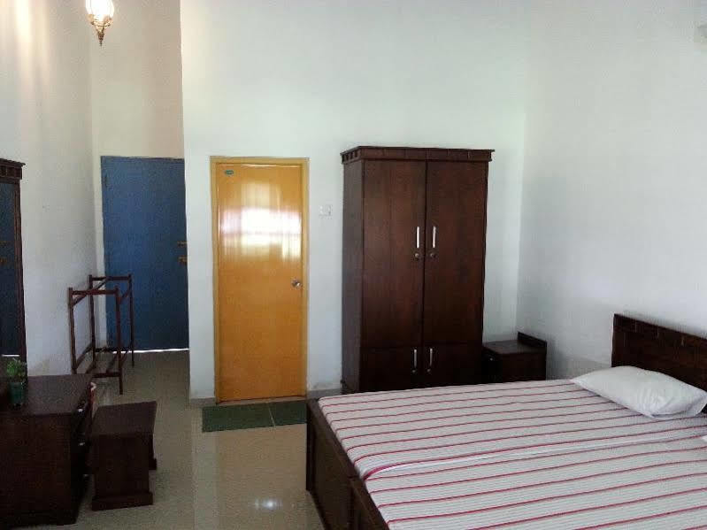 טיסמהרמה Serenity Lake Resort Yala מראה חיצוני תמונה